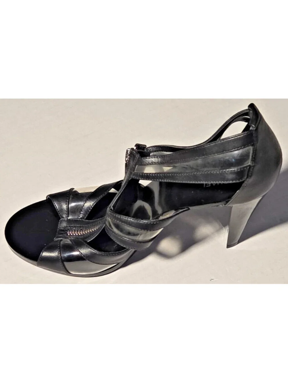 Michael Kors Berkley Zip Front Leather Upper Cage Heels Womens 10 Black Patent